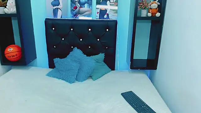 Snapshot of antonela_xxx chatting on 10-25-25, 07:08 antonela xxx online show from 10-25-25, 07:08