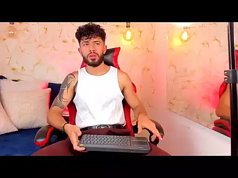 Snapshot of rikkostuff chatting on 09-10-25, 02:06 rikkostuff online show from 09-10-25, 02:06