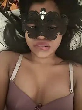 Bella Luna18 online show from 12-11-24, 07:14