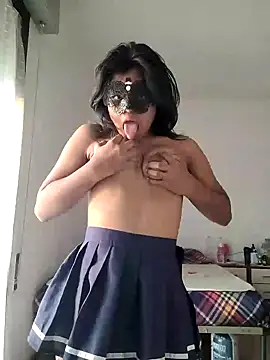 Bella Luna18 online show from 12-13-24, 07:15