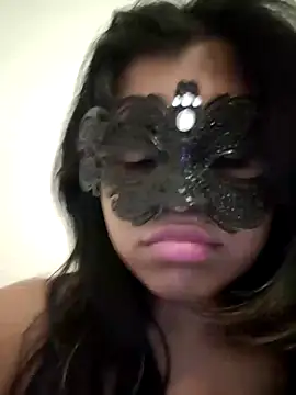 Bella Luna18 online show from 12-23-24, 09:08