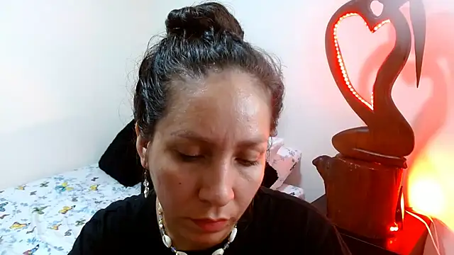 naihroby online show from 12-23-24, 02:35