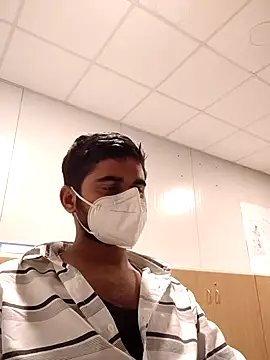 Ishan003 online show from 12-18-24, 03:44