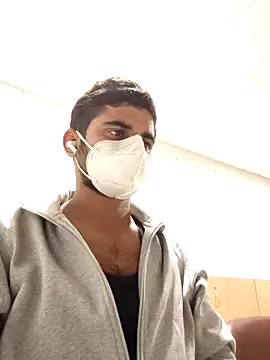 Ishan003 online show from 12-19-24, 04:57