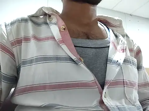 Ishan003 online show from 12-21-24, 03:31