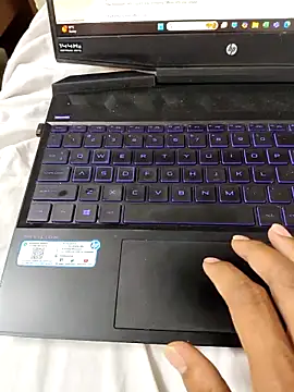 Ishan003 online show from 03-21-25, 03:46