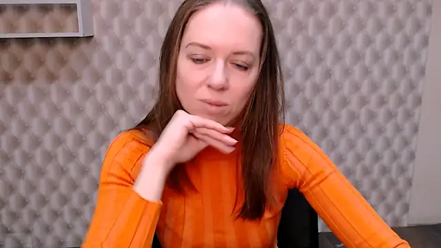 GloriaSi  online show from 01-20-25, 07:25