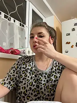 sexyy girl  online show from 12-14-24, 05:03