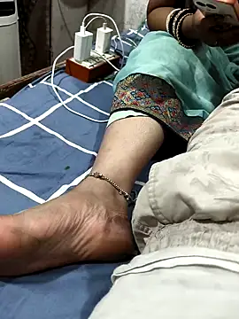 Bhabhi desi12 online show from 10-18-25, 06:41