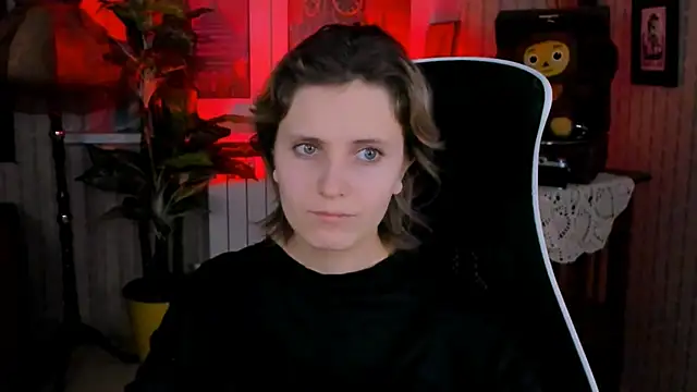 LolaAsmus online show from 12-21-24, 05:03