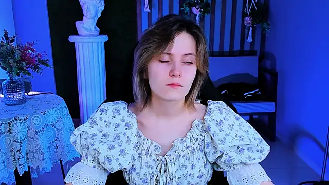 LolaAsmus online show from 01-23-25, 05:13