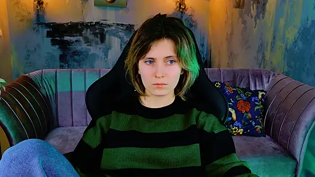 LolaAsmus online show from 01-29-25, 05:19