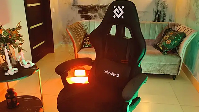 LolaAsmus online show from 03-12-25, 11:20