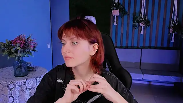 LolaAsmus online show from 03-18-25, 10:36