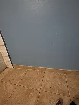 Snapshot of Jovende28 chatting on 11-08-25, 09:42 Jovende28 online show from 11-08-25, 09:42