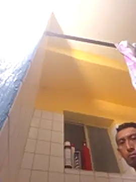 Snapshot of Jovende28 chatting on 11-18-25, 09:03 Jovende28 online show from 11-18-25, 09:03