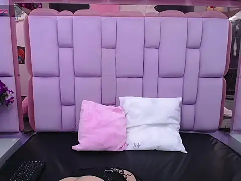 CataleyaLars20 online show from 04-23-26, 01:13