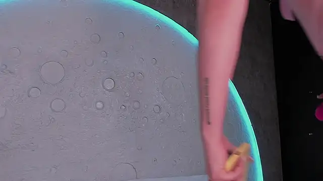 Snapshot of MilaHal_ chatting on 02-06-25, 10:00 MilaHal online show from 02-06-25, 10:00