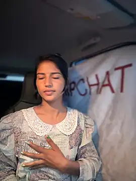 Snapshot of DiyAsingHh chatting on 01-26-25, 01:20 DiyAsingHh online show from 01-26-25, 01:20