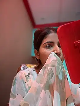 Snapshot of DiyAsingHh chatting on 01-30-25, 05:52 DiyAsingHh online show from 01-30-25, 05:52