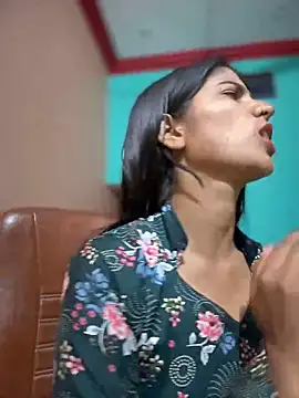 Snapshot of DiyAsingHh chatting on 02-06-25, 07:13 DiyAsingHh online show from 02-06-25, 07:13