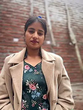 Snapshot of DiyAsingHh chatting on 02-09-25, 02:06 DiyAsingHh online show from 02-09-25, 02:06