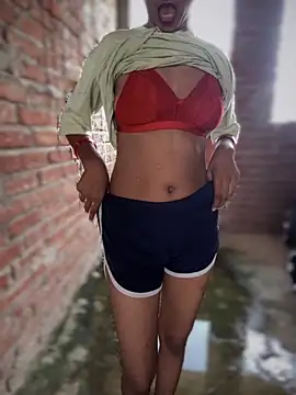 Snapshot of DiyAsingHh chatting on 09-30-25, 03:11 DiyAsingHh online show from 09-30-25, 03:11