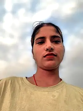 Snapshot of DiyAsingHh chatting on 10-01-25, 12:38 DiyAsingHh online show from 10-01-25, 12:38