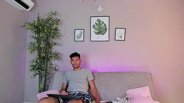 miaa lux online show from 01-27-25, 10:06