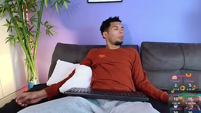 miaa lux online show from 03-21-25, 07:02