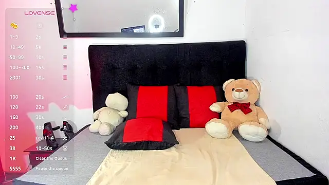 brittany williams  online show from 02-07-25, 03:19