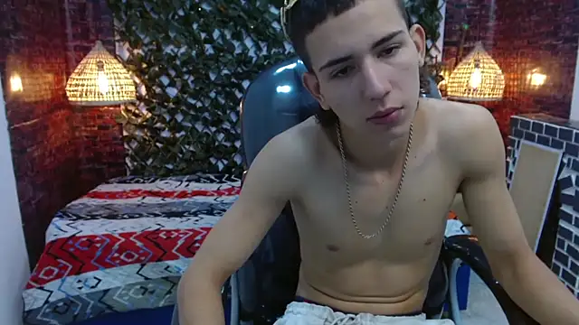 JackSwan18 online show from 01-17-25, 01:13