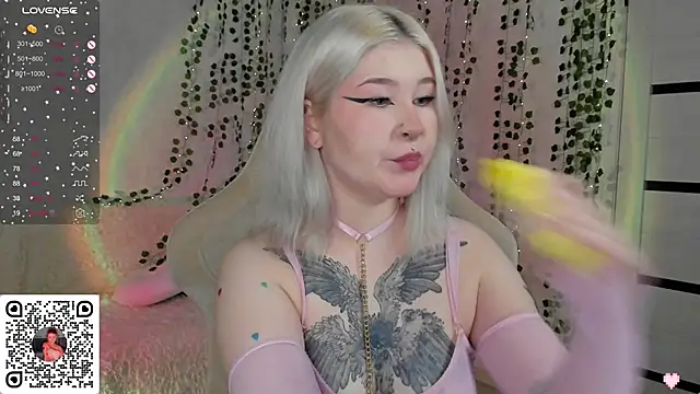 chillycharm online show from 01-13-25, 02:28