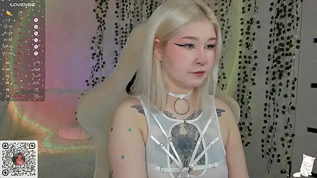 chillycharm online show from 02-07-25, 03:01