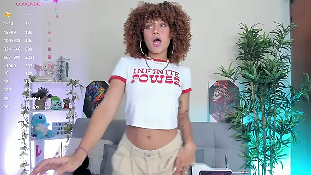 Snapshot of natty_romanof_18 chatting on 01-22-25, 12:27 natty romanof 18 online show from 01-22-25, 12:27