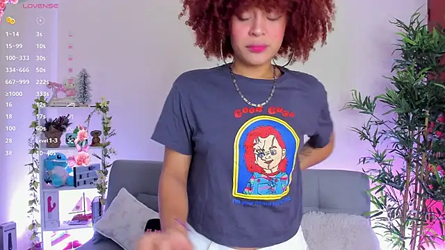 Snapshot of natty_romanof_18 chatting on 02-17-25, 12:27 natty romanof 18 online show from 02-17-25, 12:27