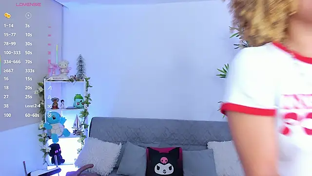 Snapshot of natty_romanof_18 chatting on 09-09-25, 10:15 natty romanof 18 online show from 09-09-25, 10:15