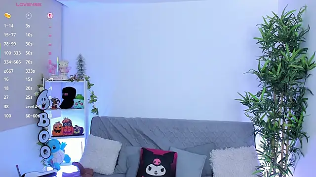 Snapshot of natty_romanof_18 chatting on 09-15-25, 10:37 natty romanof 18 online show from 09-15-25, 10:37