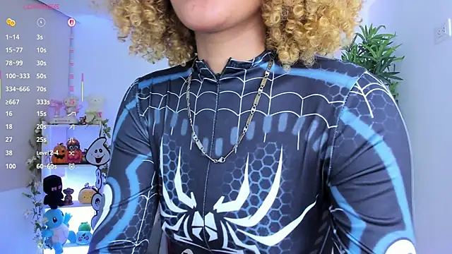 Snapshot of natty_romanof_18 chatting on 10-01-25, 10:32 natty romanof 18 online show from 10-01-25, 10:32