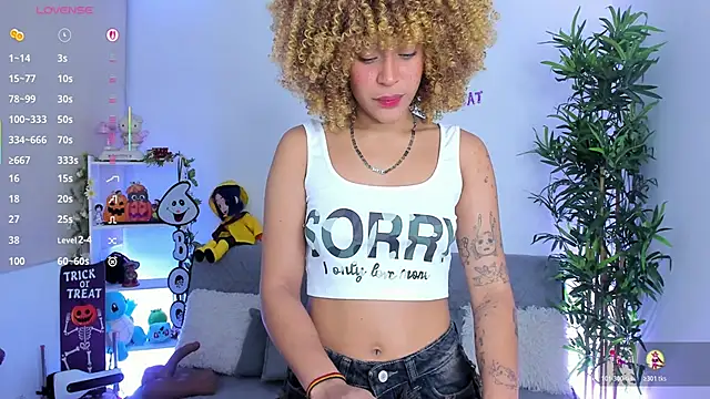 Snapshot of natty_romanof_18 chatting on 11-03-25, 10:27 natty romanof 18 online show from 11-03-25, 10:27