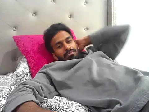 Snapshot of skinny__boy__ chatting on 09-26-25, 03:16 skinny boy online show from 09-26-25, 03:16