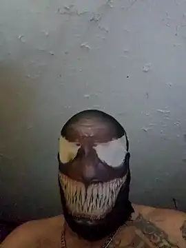 Snapshot of justotwotimes chatting on 11-25-25, 11:32 justotwotimes online show from 11-25-25, 11:32