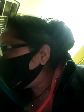 Snapshot of heenage chatting on 12-22-24, 01:45 heenage online show from 12-22-24, 01:45