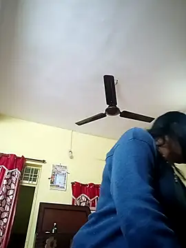 Snapshot of heenage chatting on 12-27-24, 04:47 heenage online show from 12-27-24, 04:47