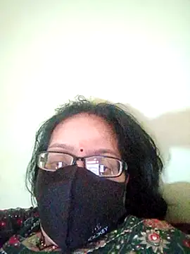 Snapshot of heenage chatting on 02-26-25, 10:36 heenage online show from 02-26-25, 10:36