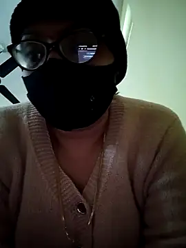 heenage online show from 12-22-25, 04:53