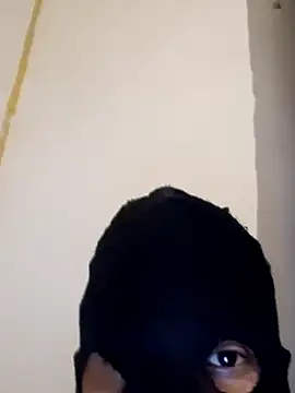 Snapshot of Skinnyben10 chatting on 01-17-25, 08:22 Skinnyben10 online show from 01-17-25, 08:22