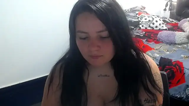 Snapshot of shopyymessyy chatting on 01-07-25, 09:14 shopyymessyy online show from 01-07-25, 09:14