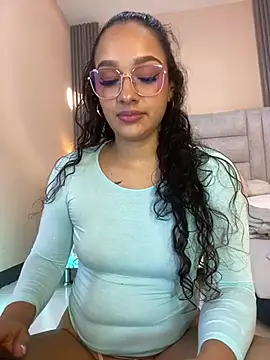 EMILYY FOXY online show from 06-08-26, 07:03