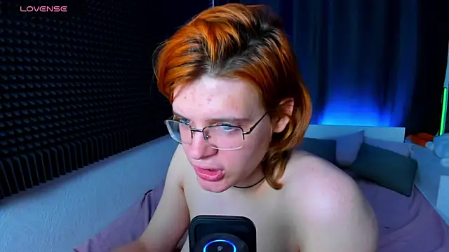 KIKI Krash online show from 12-16-24, 01:22